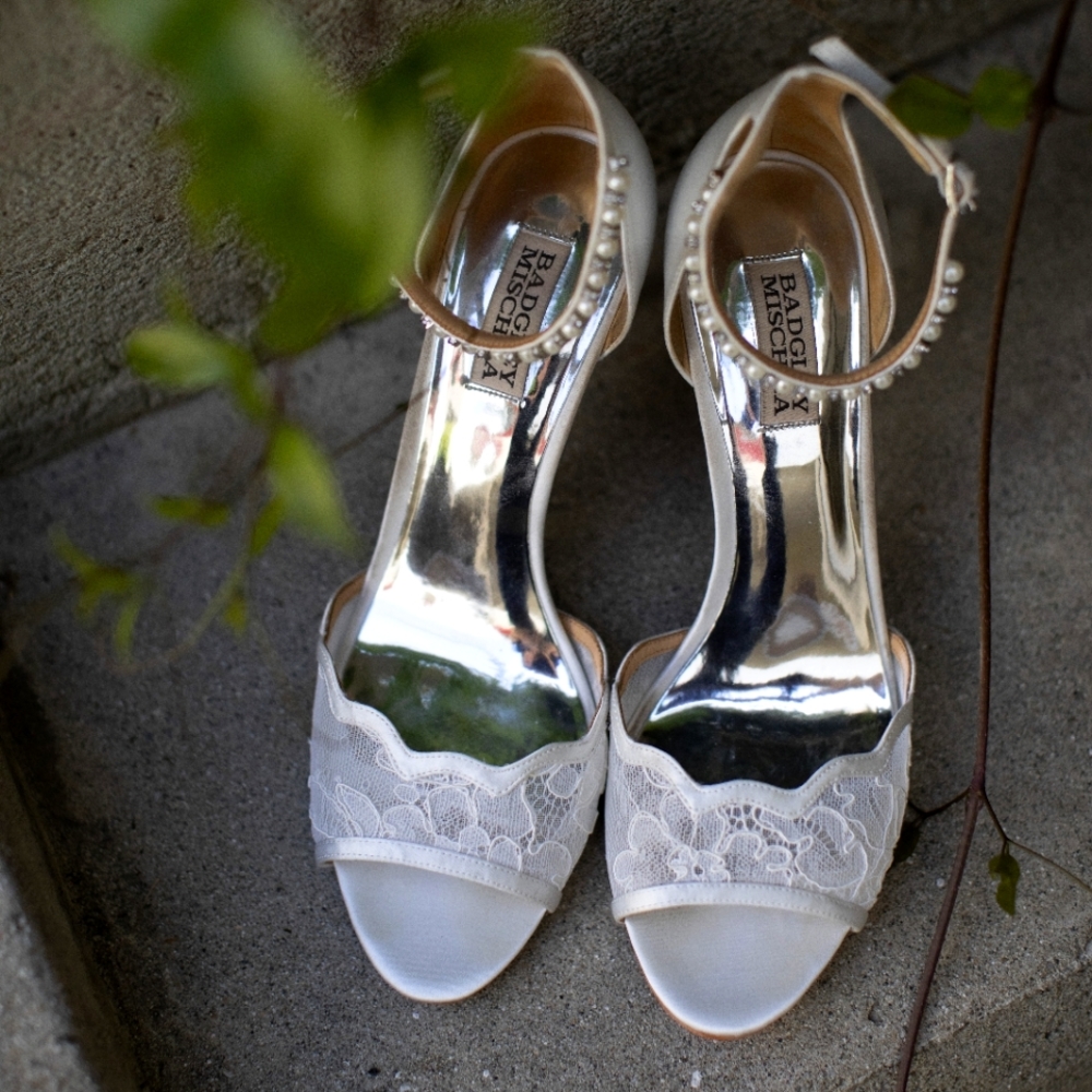Badgley mischka wedding shoes